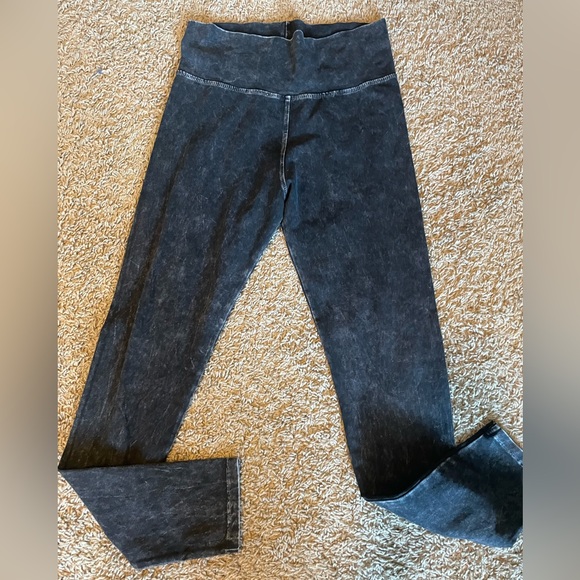 T-Party Pants - T-Party Mineral Wash Brown SZ L in gently used condition